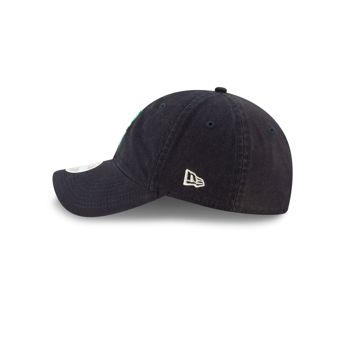 https://cdn.shopify.com/s/files/1/0601/2554/4675/files/11568011_60235344_20W9TWENTY_WCRECLASSTWPRI_SEAMAR_OTC_LSIDE.jpg?v=1724424649