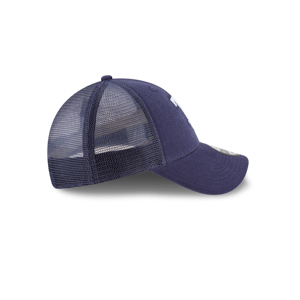 https://cdn.shopify.com/s/files/1/0601/2554/4675/files/11591190_9FORTY_MLBTRUCKER_TAMRAY_OTC_RSIDE.jpg?v=1707163385