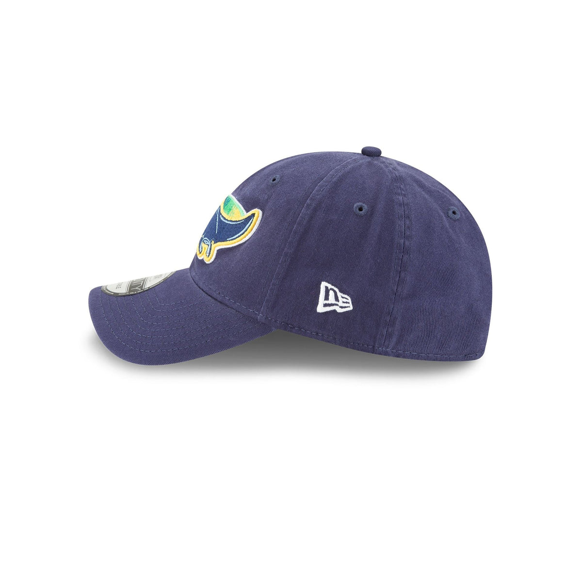 https://cdn.shopify.com/s/files/1/0601/2554/4675/files/11591494_60235195_209TWENTY_CORECLASSICREPTAMRAYALT_TAMRAY_OTC_LSIDE.jpg?v=1723582723