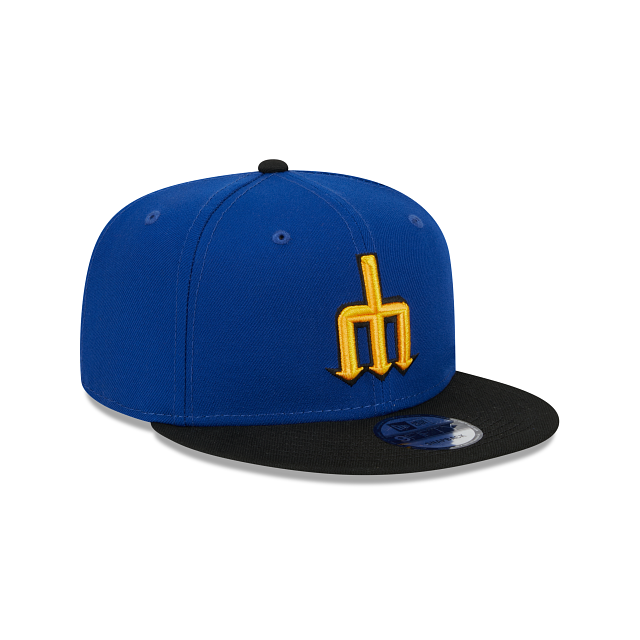 https://cdn.shopify.com/s/files/1/0601/2554/4675/products/60354515_60354508_9FIFTY_CITYCONNECTSEAMAR_SEAMAR_OTC_3QR.png?v=1681742521
