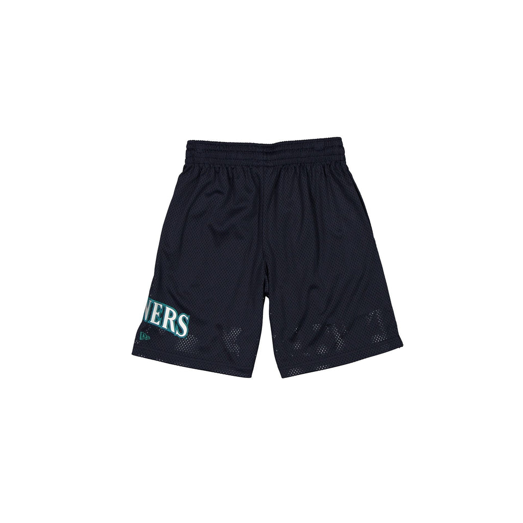 https://cdn.shopify.com/s/files/1/0601/2554/4675/files/60483006_SHORTS_SS25_SUMMERSHORTS_SEAMAR_NAV_R.jpg?v=1744834550
