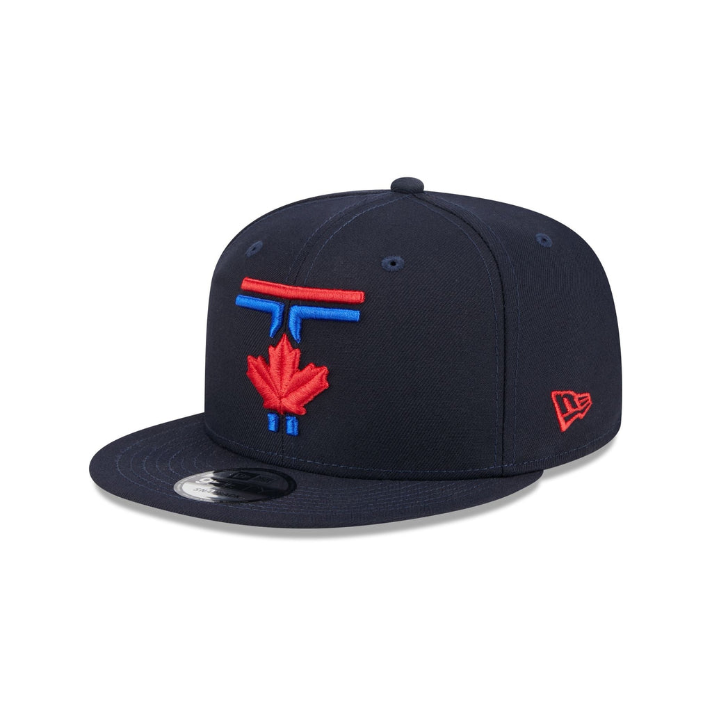 https://cdn.shopify.com/s/files/1/0601/2554/4675/files/60503119_60503110_9FIFTY_JR3930EGNEOOTCST_TORJAYCC24_OTC_3QL.jpg?v=1717160419