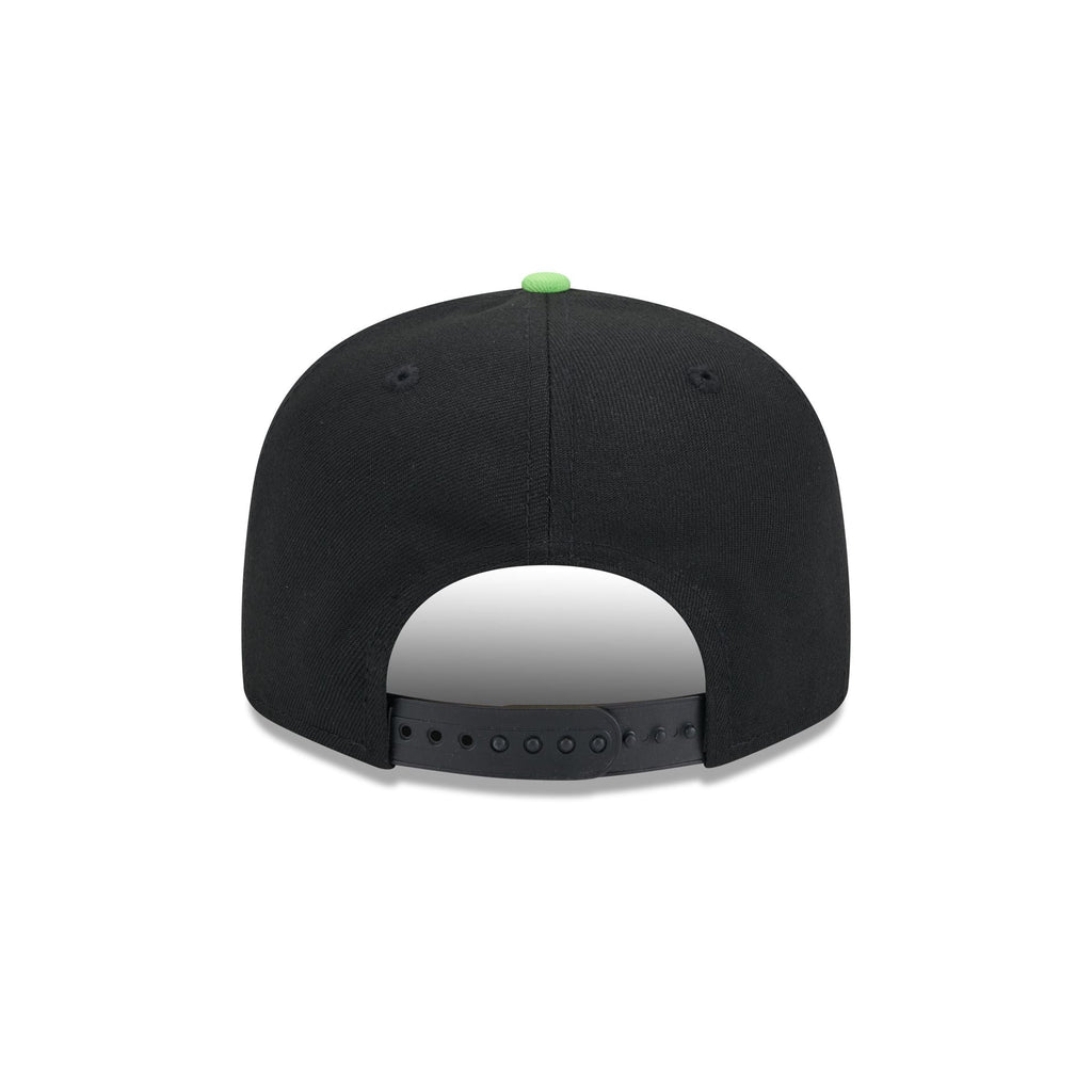 https://cdn.shopify.com/s/files/1/0601/2554/4675/files/60503121_60503098_9FIFTY_CITYCNCTTAMRAYOF_TAMRAYCC24_OTC_R.jpg?v=1714404554