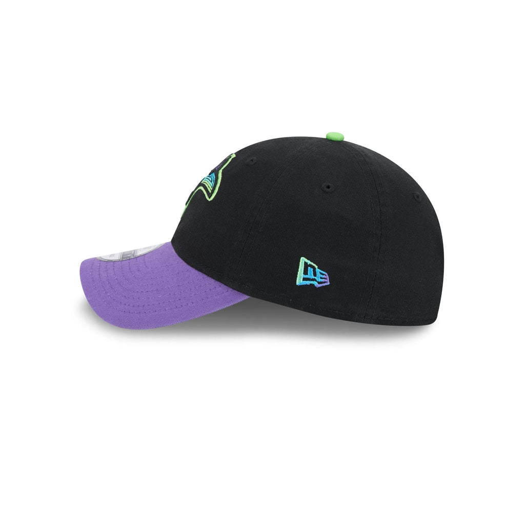 https://cdn.shopify.com/s/files/1/0601/2554/4675/files/60503235_60503206_9TWENTY_CITYCNCTTAMRAYOF_TAMRAYCC24_OTC_LSIDE.jpg?v=1714404553