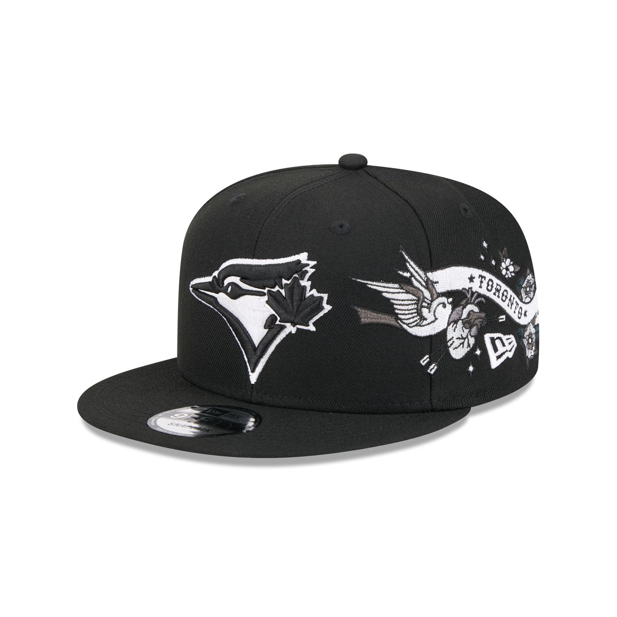https://cdn.shopify.com/s/files/1/0601/2554/4675/files/60573290_9FIFTY_CITYART_TORJAY_BLK_3QL.jpg?v=1724420826