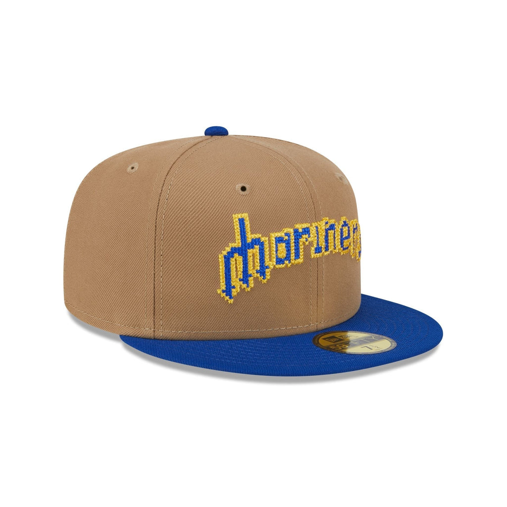 https://cdn.shopify.com/s/files/1/0601/2554/4675/files/60573348_59FIFTY_CLASSIC8-BITWORDMA_SEAMARCO_KHK_3QR.jpg?v=1726173634