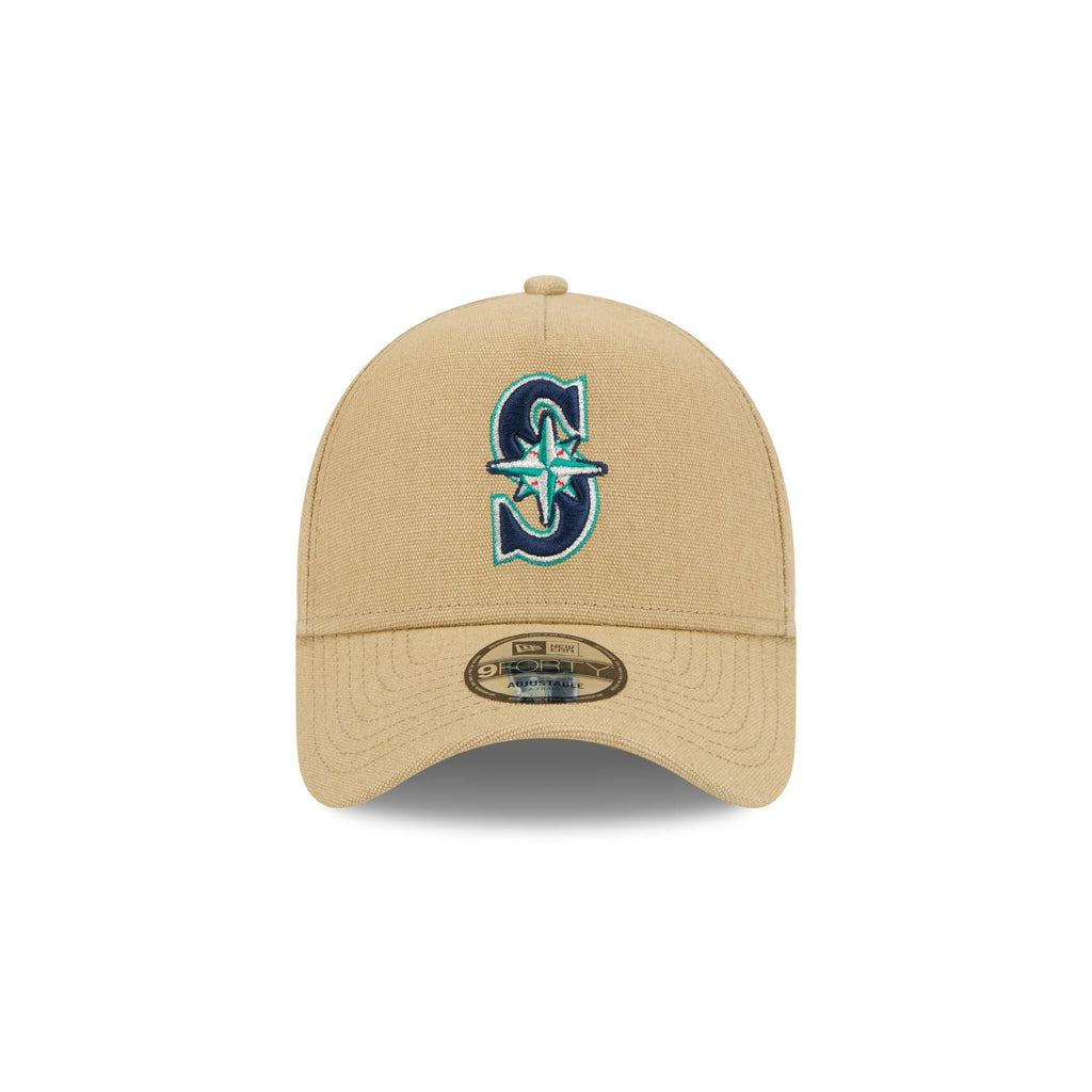 https://cdn.shopify.com/s/files/1/0601/2554/4675/files/60573481_AF9FORTY_LOGOESSENTIALS_SEAMAR_BKH_F.jpg?v=1726173633