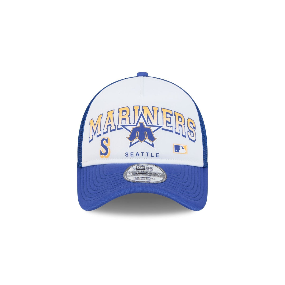 https://cdn.shopify.com/s/files/1/0601/2554/4675/files/60573575_AF9FORTY_RETROWORDMARK_SEAMARCO_OTC_F.jpg?v=1723664222