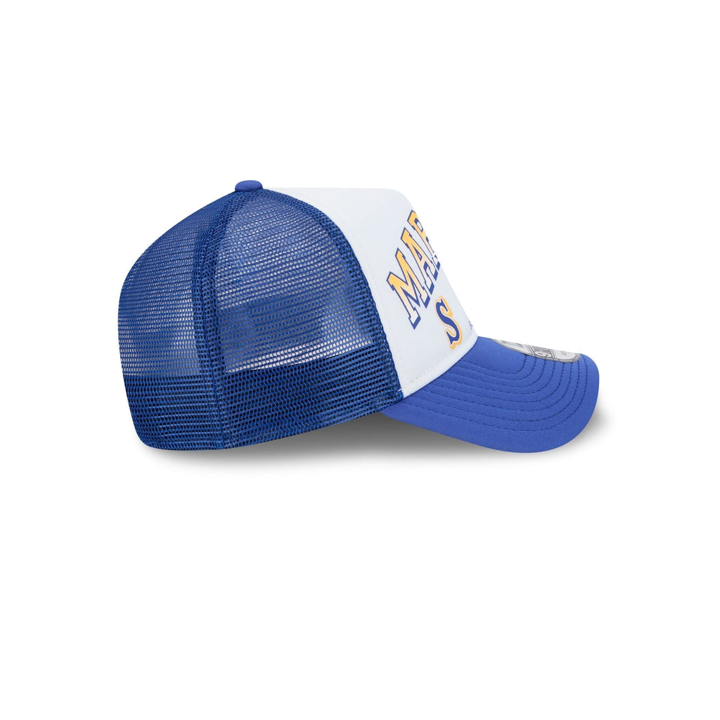 https://cdn.shopify.com/s/files/1/0601/2554/4675/files/60573575_AF9FORTY_RETROWORDMARK_SEAMARCO_OTC_RSIDE.jpg?v=1723664223