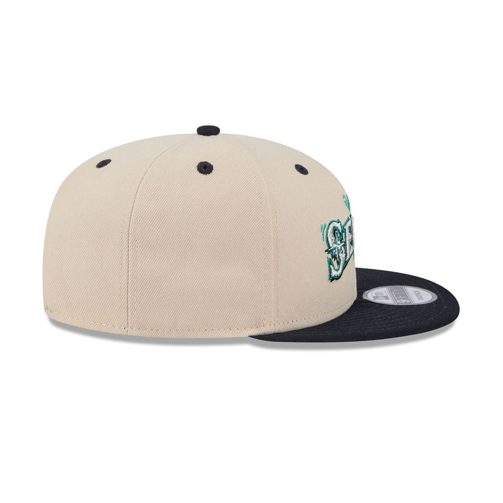 https://cdn.shopify.com/s/files/1/0601/2554/4675/files/60586777_9FIFTY_TEAMART_SEAMAR_OTC_RSIDE.jpg?v=1728999915