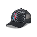 https://cdn.shopify.com/s/files/1/0601/2554/4675/files/60641209_9FORTYMCAF_GRADIENTRACEWAY_SEAMAR_BLK_3QL.jpg?v=1738873204
