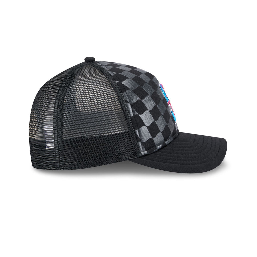 https://cdn.shopify.com/s/files/1/0601/2554/4675/files/60641209_9FORTYMCAF_GRADIENTRACEWAY_SEAMAR_BLK_RSIDE.jpg?v=1738873204