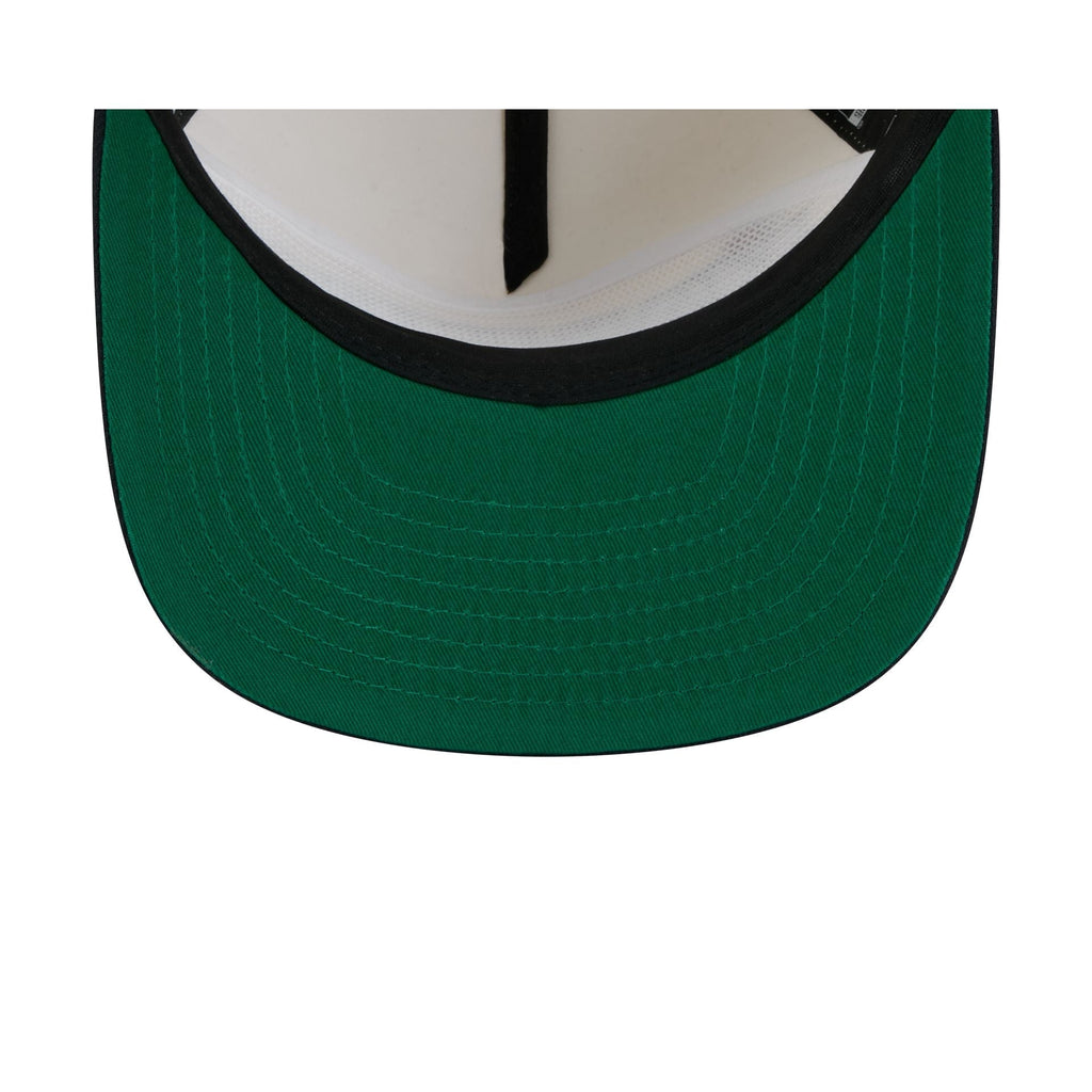 https://cdn.shopify.com/s/files/1/0601/2554/4675/files/60641286_GOLFER_TEAMSCRIBBLE_SEAMAR_CHW_UV.jpg?v=1739890282