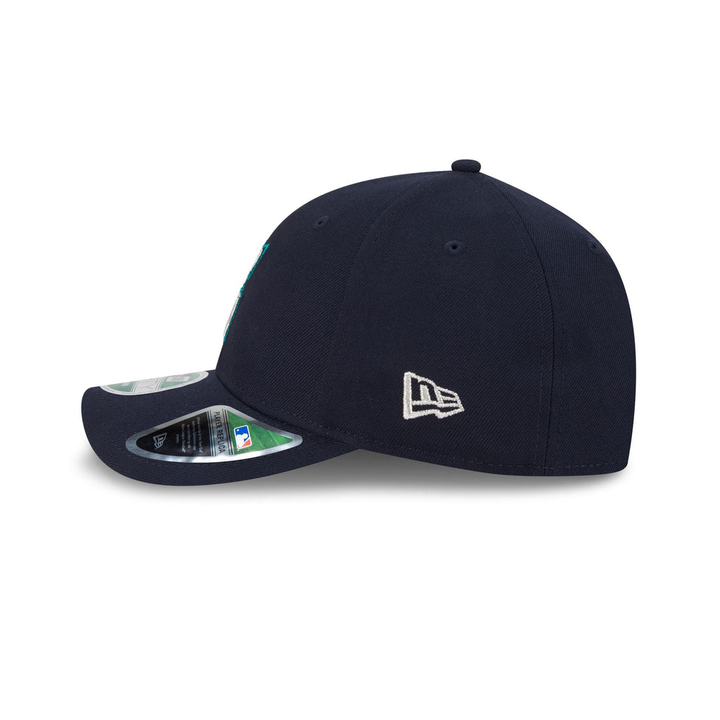 https://cdn.shopify.com/s/files/1/0601/2554/4675/files/60646819_9FORTYMC_MLBPLYRREP940MC_SEAMAR_OTC_LSIDE.jpg?v=1736976597