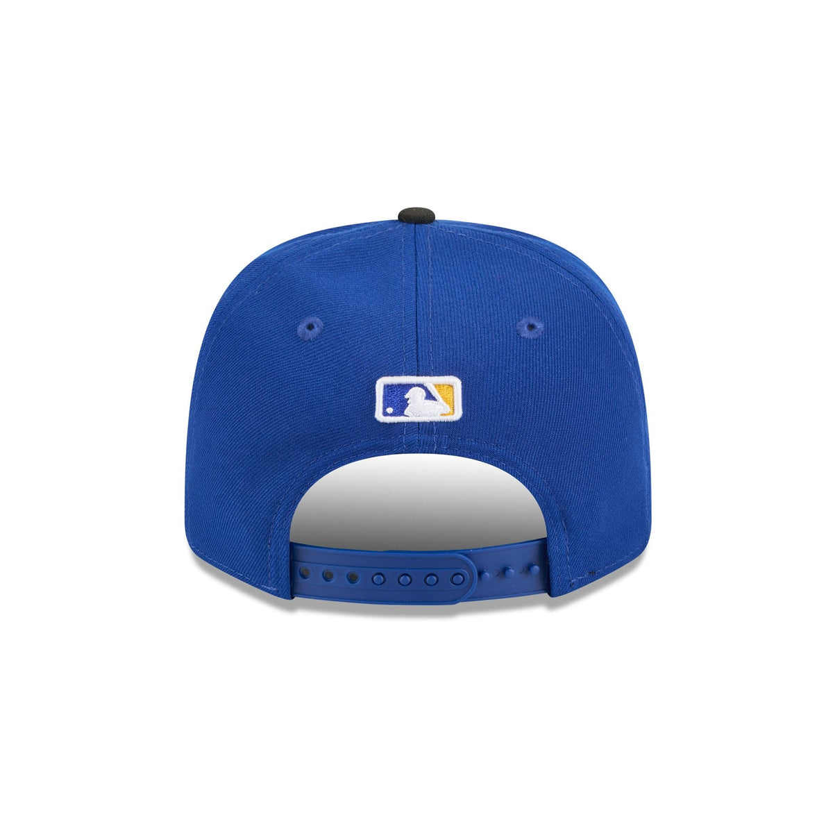 https://cdn.shopify.com/s/files/1/0601/2554/4675/files/60666711_9SEVENTY_CITYCONNECTSEAMAR_SEAMAR_OTC_R.jpg?v=1743431161