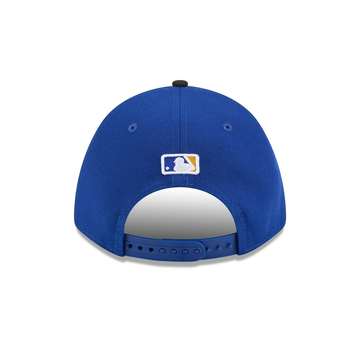 https://cdn.shopify.com/s/files/1/0601/2554/4675/files/60666758_940MC_CITYCONNECTSEAMAR_SEAMAR_OTC_R.jpg?v=1743431162