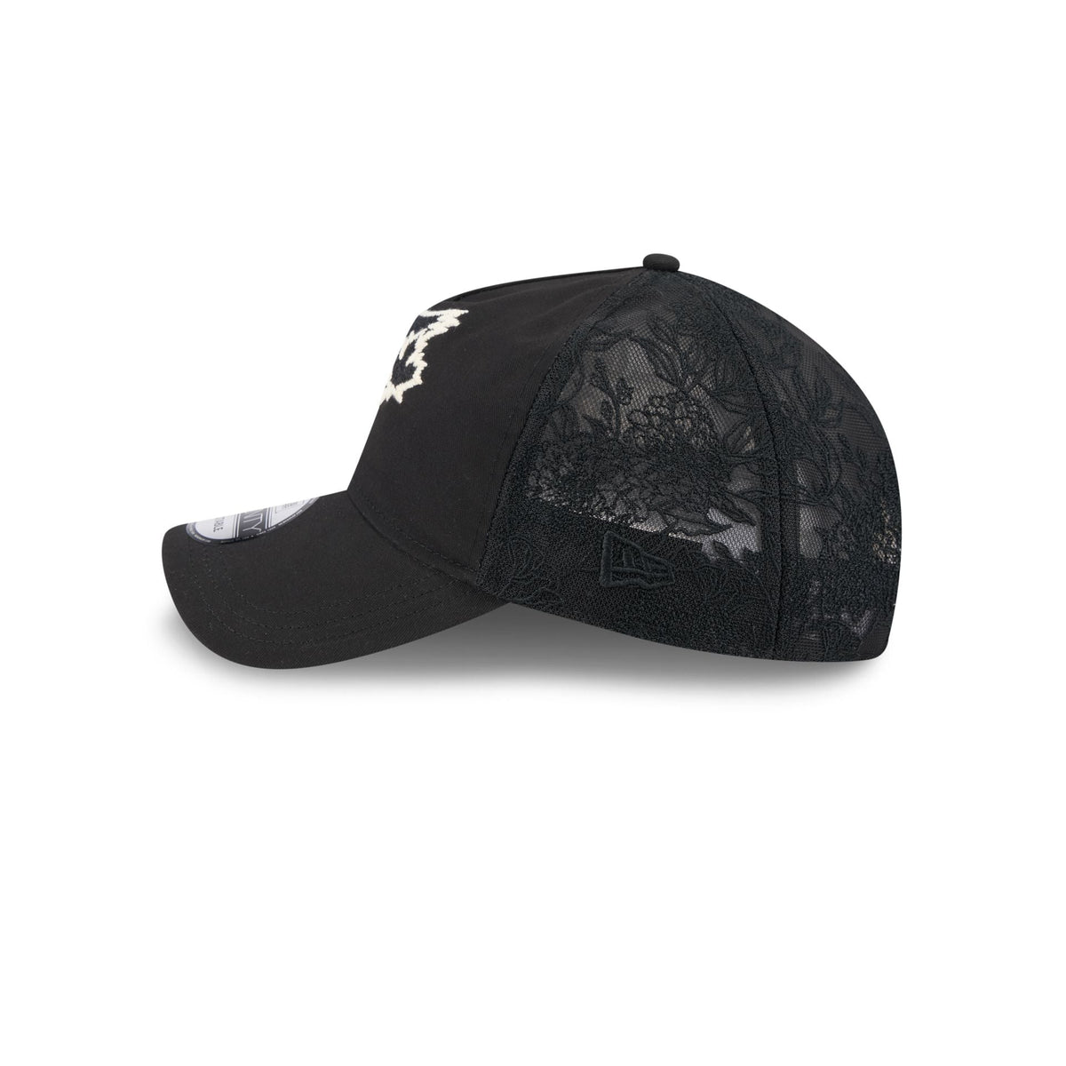 https://cdn.shopify.com/s/files/1/0601/2554/4675/files/60668408_9TWENTYAF_EMBROIDEREDMESH_TORJAY_BLK_LSIDE.jpg?v=1739902202