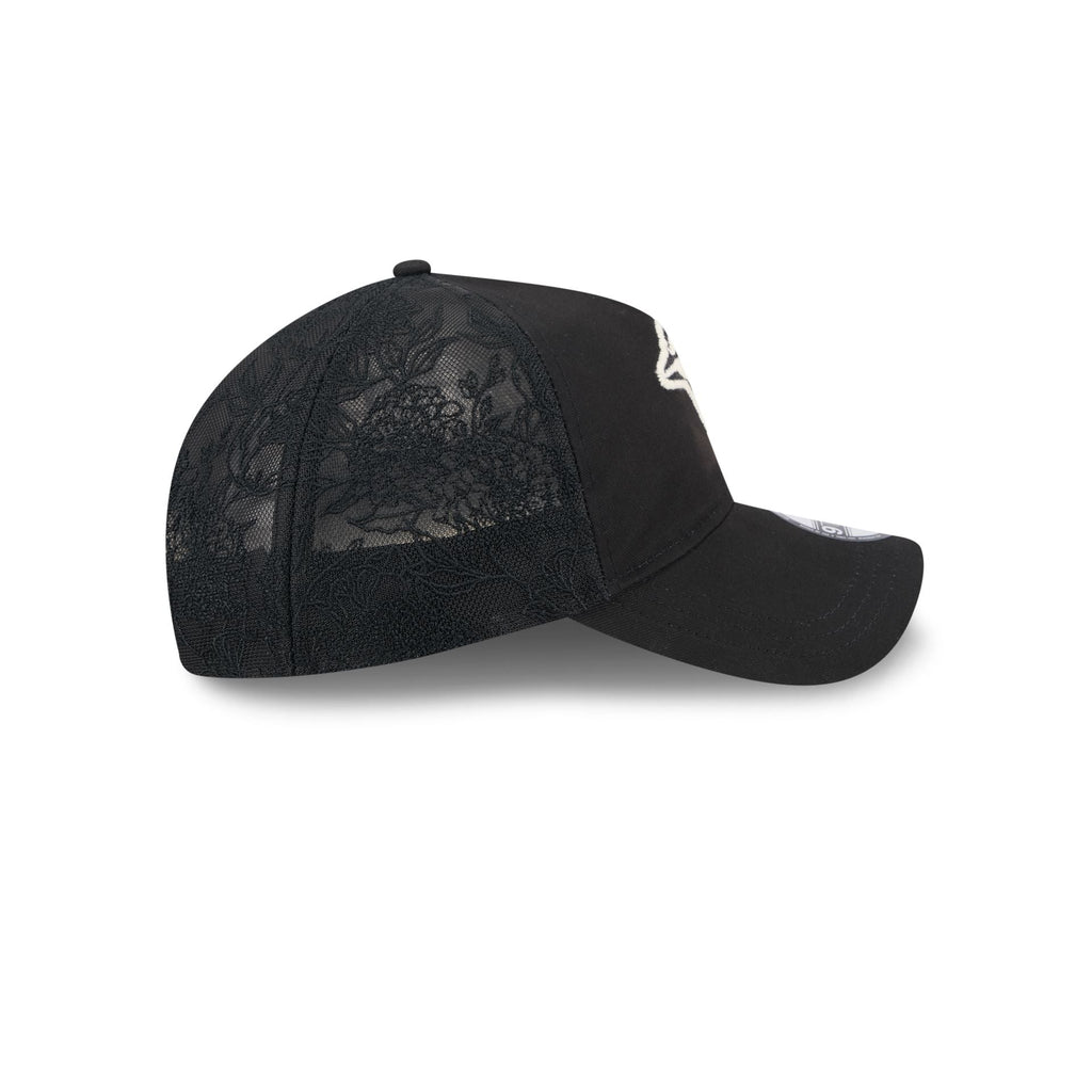 https://cdn.shopify.com/s/files/1/0601/2554/4675/files/60668408_9TWENTYAF_EMBROIDEREDMESH_TORJAY_BLK_RSIDE.jpg?v=1739902202