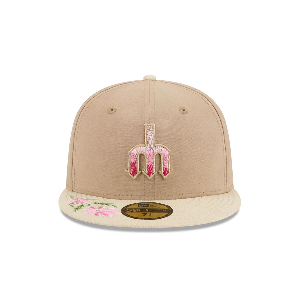 https://cdn.shopify.com/s/files/1/0601/2554/4675/files/60668444_59FIFTY_HANDSTITCHEDFLORAL_SEAMAR_OTC_F.jpg?v=1739218486