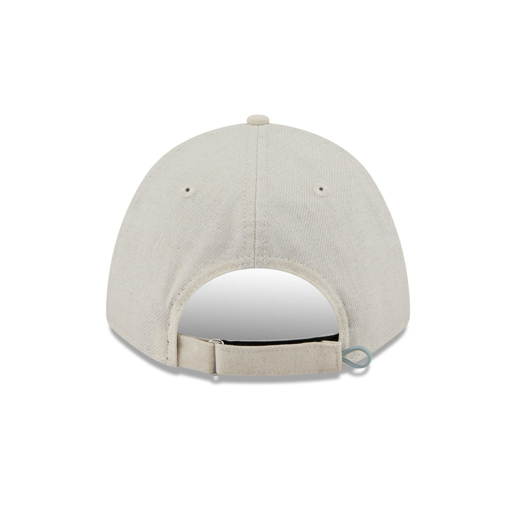 https://cdn.shopify.com/s/files/1/0601/2554/4675/files/60668462_9FORTYMCAF_NEUTRALHEMP_SEAMAR_WNC_R.jpg?v=1739902604