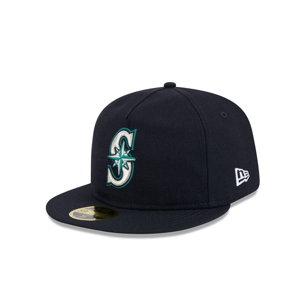https://cdn.shopify.com/s/files/1/0601/2554/4675/files/60668542_59FIFTY_WOOL59FIFTYRETROC_SEAMAR_OTC_3QL.jpg?v=1739218484