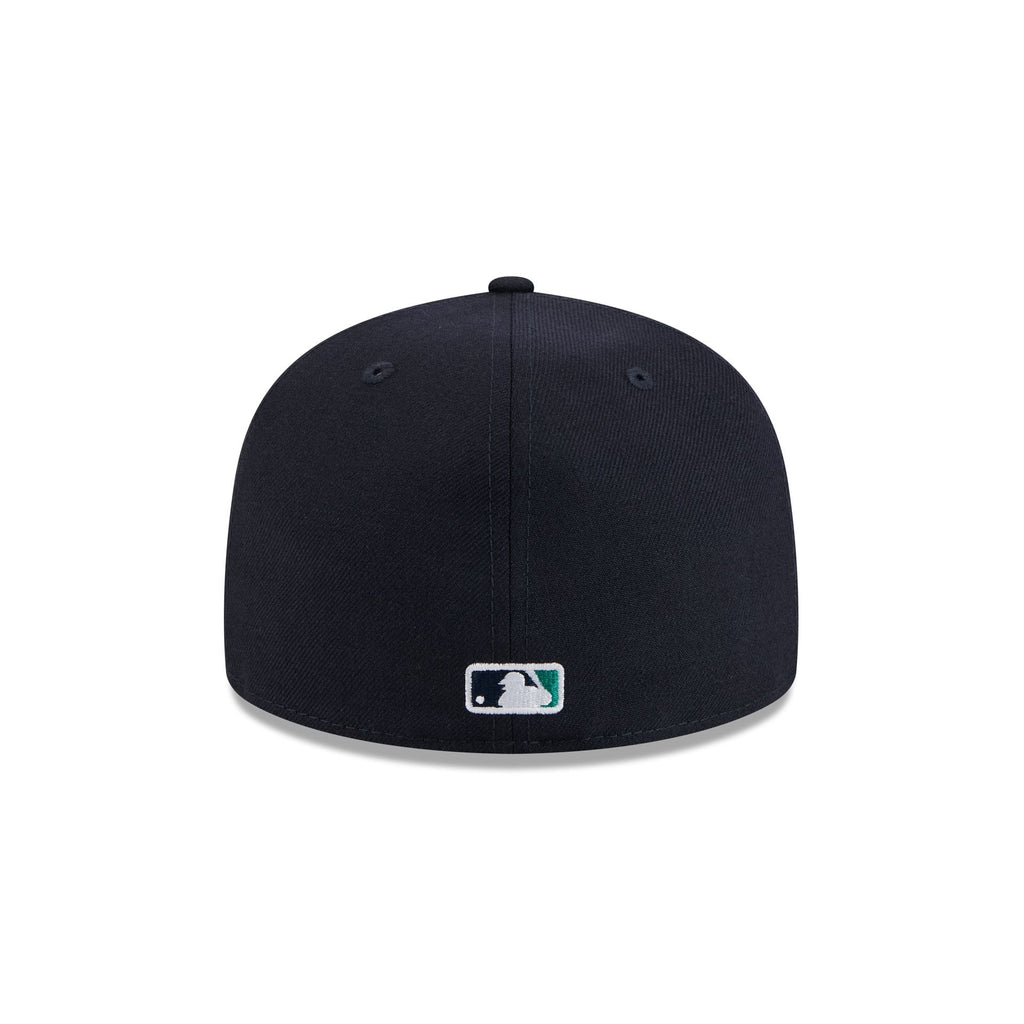 https://cdn.shopify.com/s/files/1/0601/2554/4675/files/60668542_59FIFTY_WOOL59FIFTYRETROC_SEAMAR_OTC_R.jpg?v=1739218484