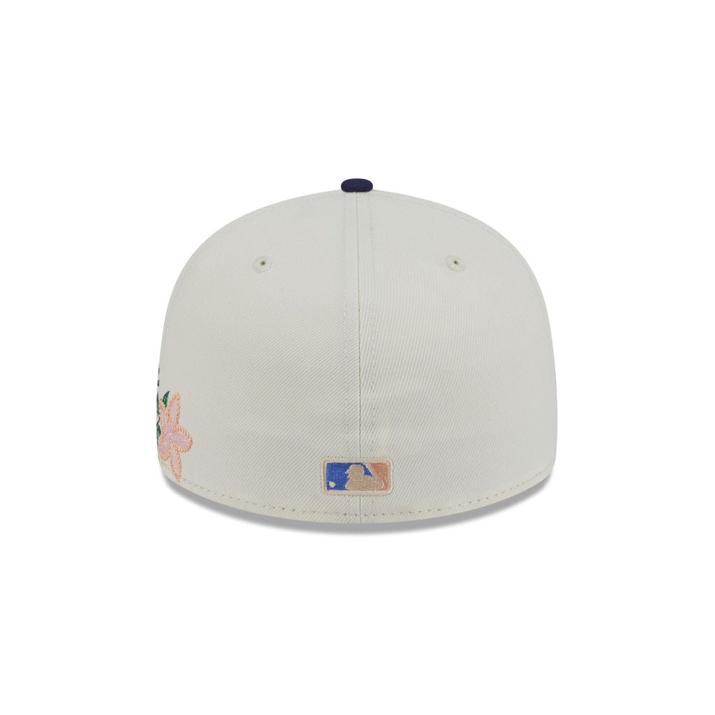 https://cdn.shopify.com/s/files/1/0601/2554/4675/files/60668977_59FIFTY_TONALFLORALS25426_TAMRAY_OTC_R.jpg?v=1746728139