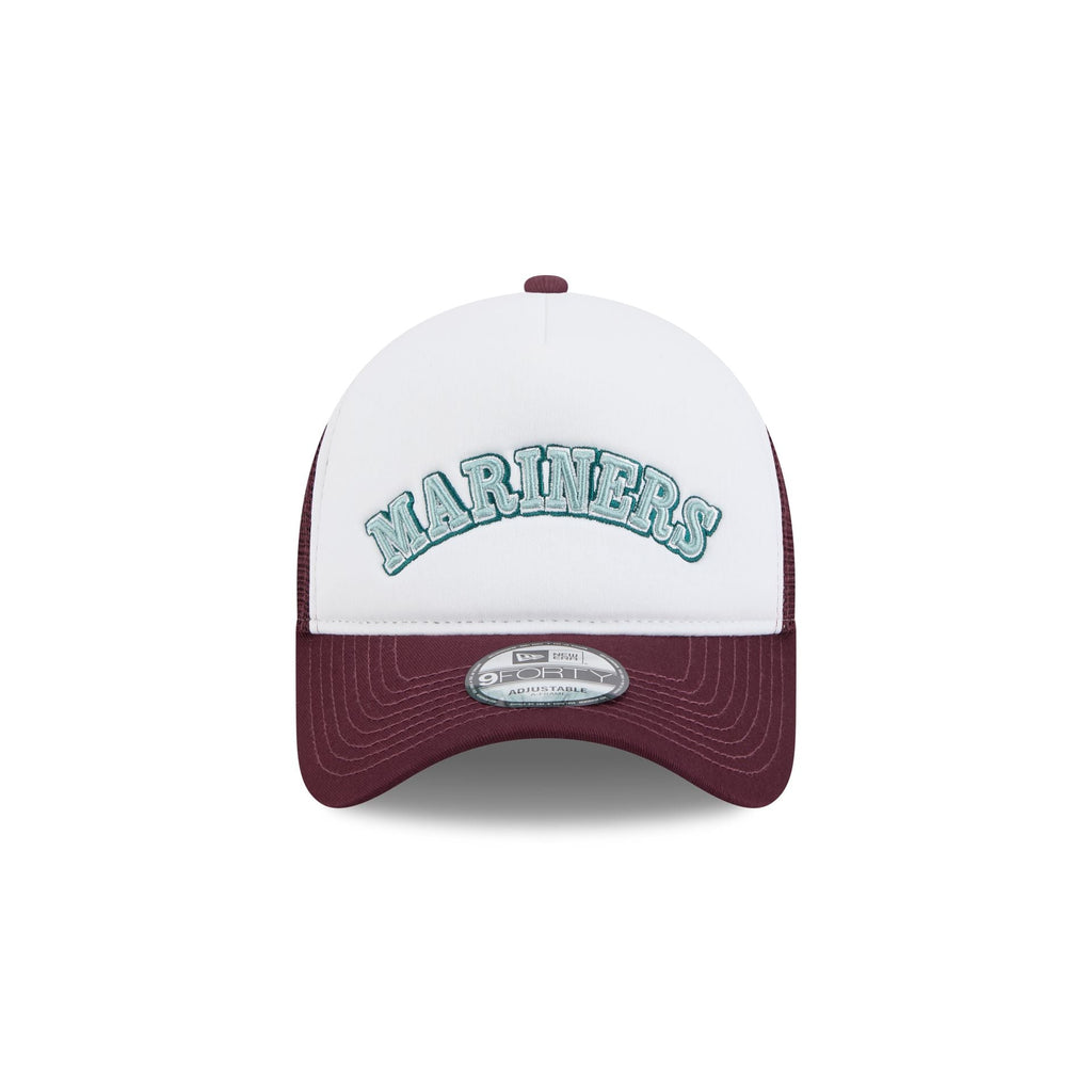 https://cdn.shopify.com/s/files/1/0601/2554/4675/files/60669856_9FORTYAF_LifestyleEnergy_SEAMAR_MRN_F.jpg?v=1738704969