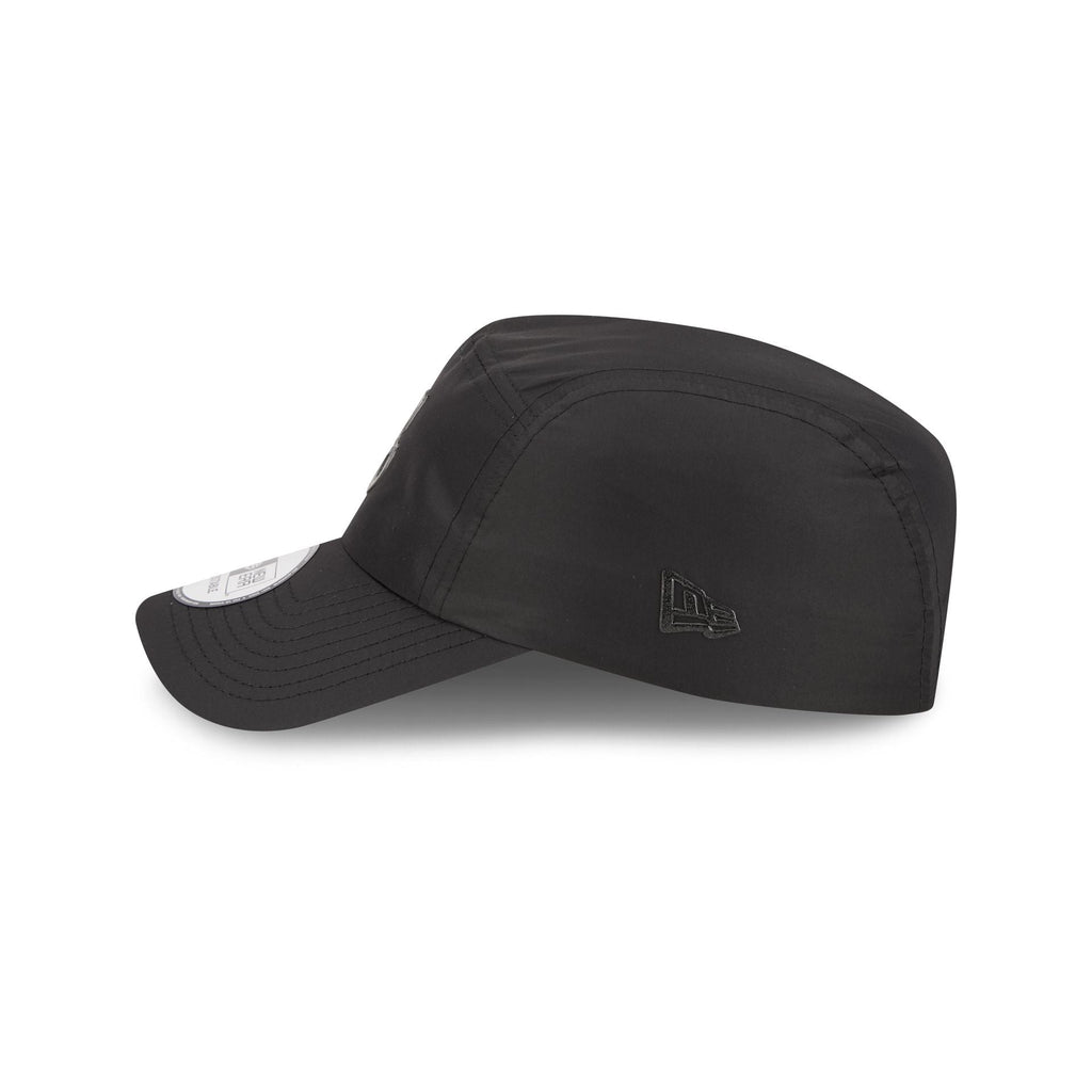 https://cdn.shopify.com/s/files/1/0601/2554/4675/files/60692619_RUNNER_ALPHARUNNER26166_SEAMAR_XBK_LSIDE.jpg?v=1756840945