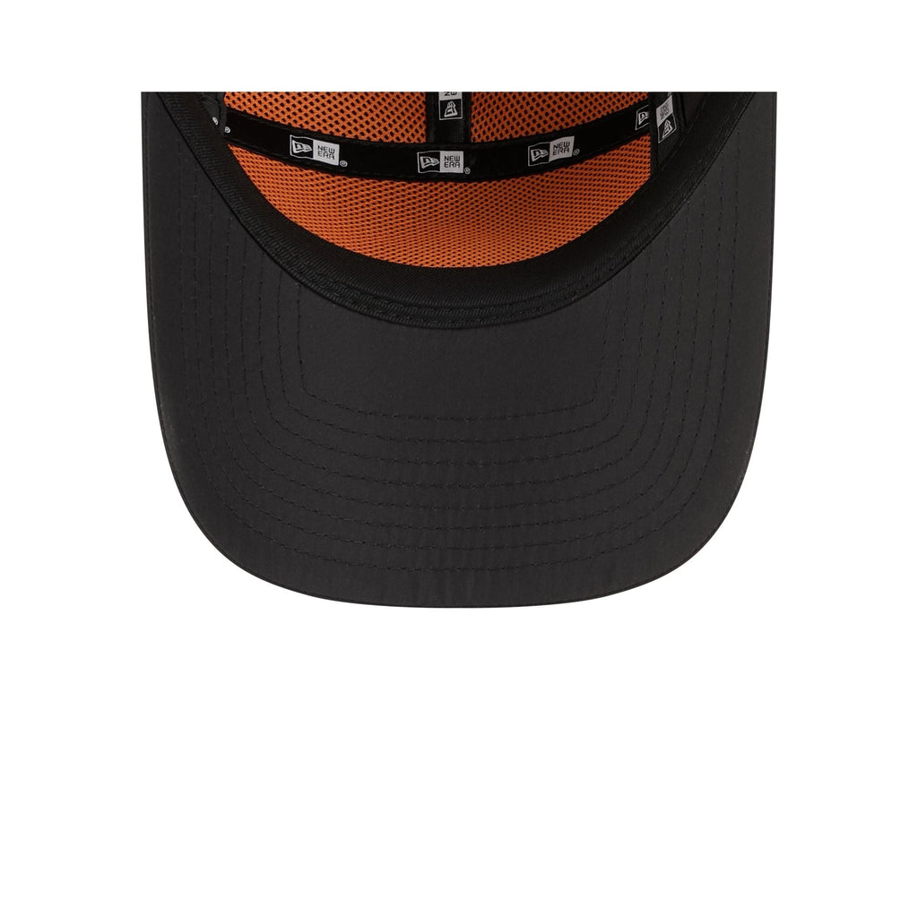 https://cdn.shopify.com/s/files/1/0601/2554/4675/files/60692619_RUNNER_ALPHARUNNER26166_SEAMAR_XBK_UV.jpg?v=1756840945