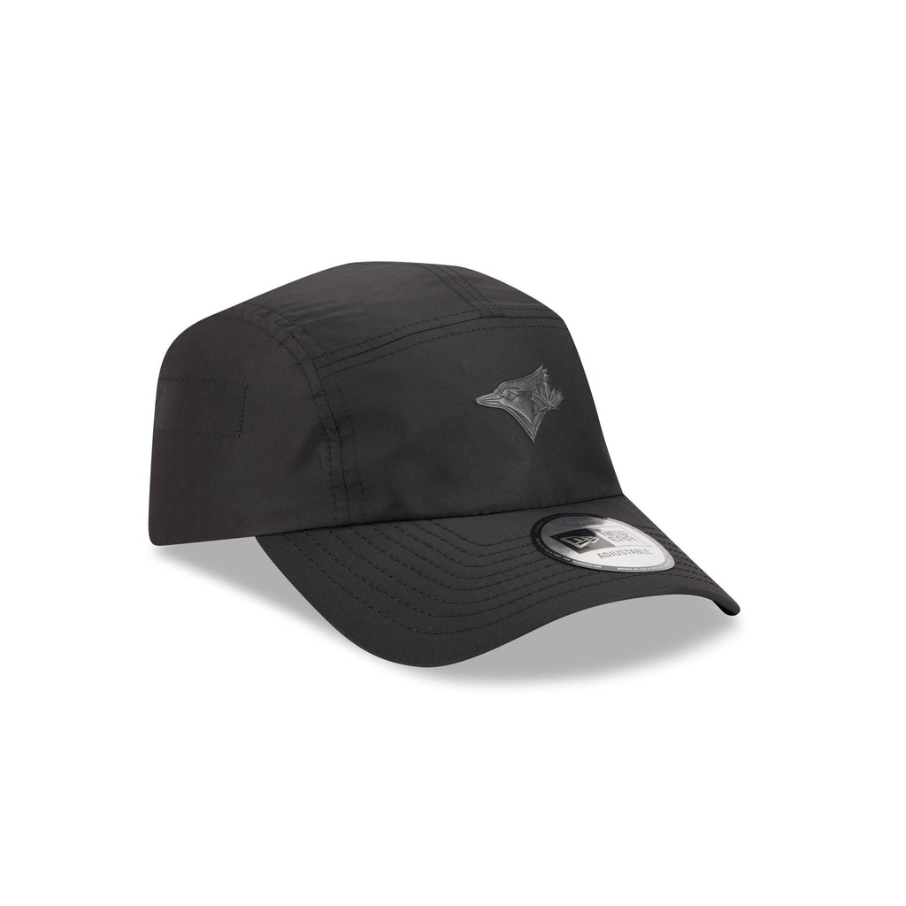 https://cdn.shopify.com/s/files/1/0601/2554/4675/files/60692631_RUNNER_ALPHARUNNER26166_TORJAY_XBK_3QR.jpg?v=1756840946