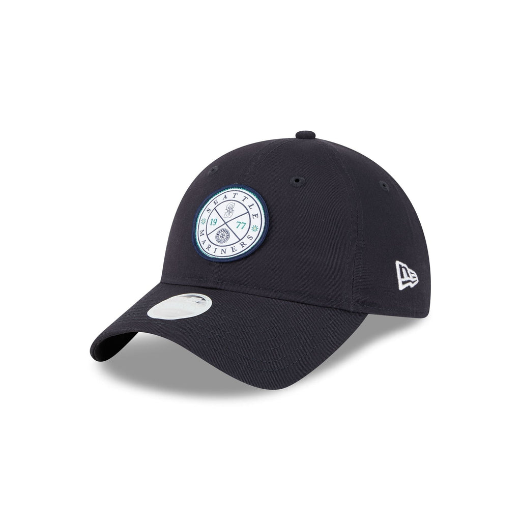 https://cdn.shopify.com/s/files/1/0601/2554/4675/files/60738122_9TWENTY_920BLOOM25330_SEAMAR_OTC_3QL.jpg?v=1756828347