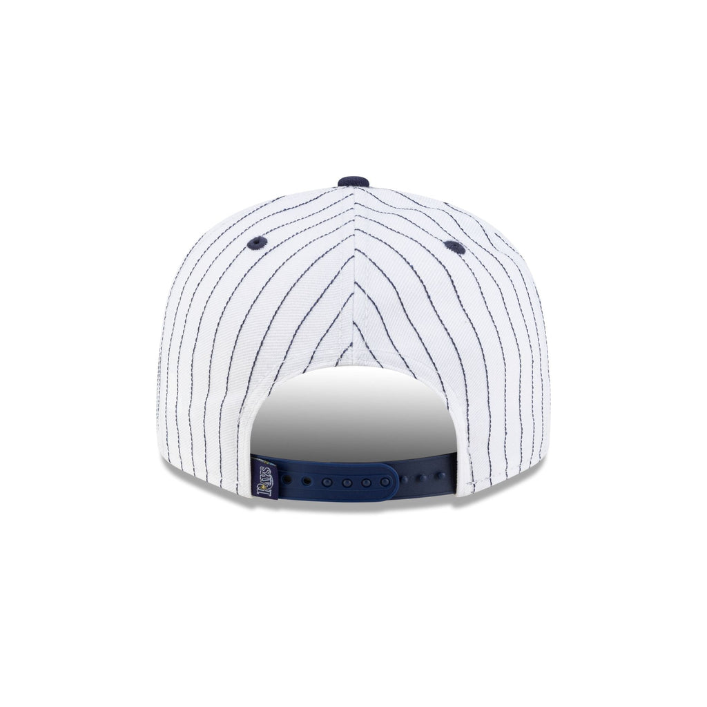 https://cdn.shopify.com/s/files/1/0601/2554/4675/files/60745875_9FIFTY_DECEPTORCOLLECTION_TAMRAY_WHT_R.jpg?v=1757531487