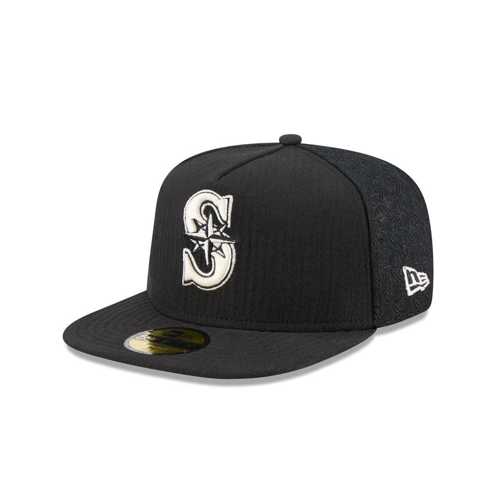 https://cdn.shopify.com/s/files/1/0601/2554/4675/files/60750783_59FIFTYAF_5950DAY5950AF2704_SEAMAR_BLK_3QL.jpg?v=1745502743