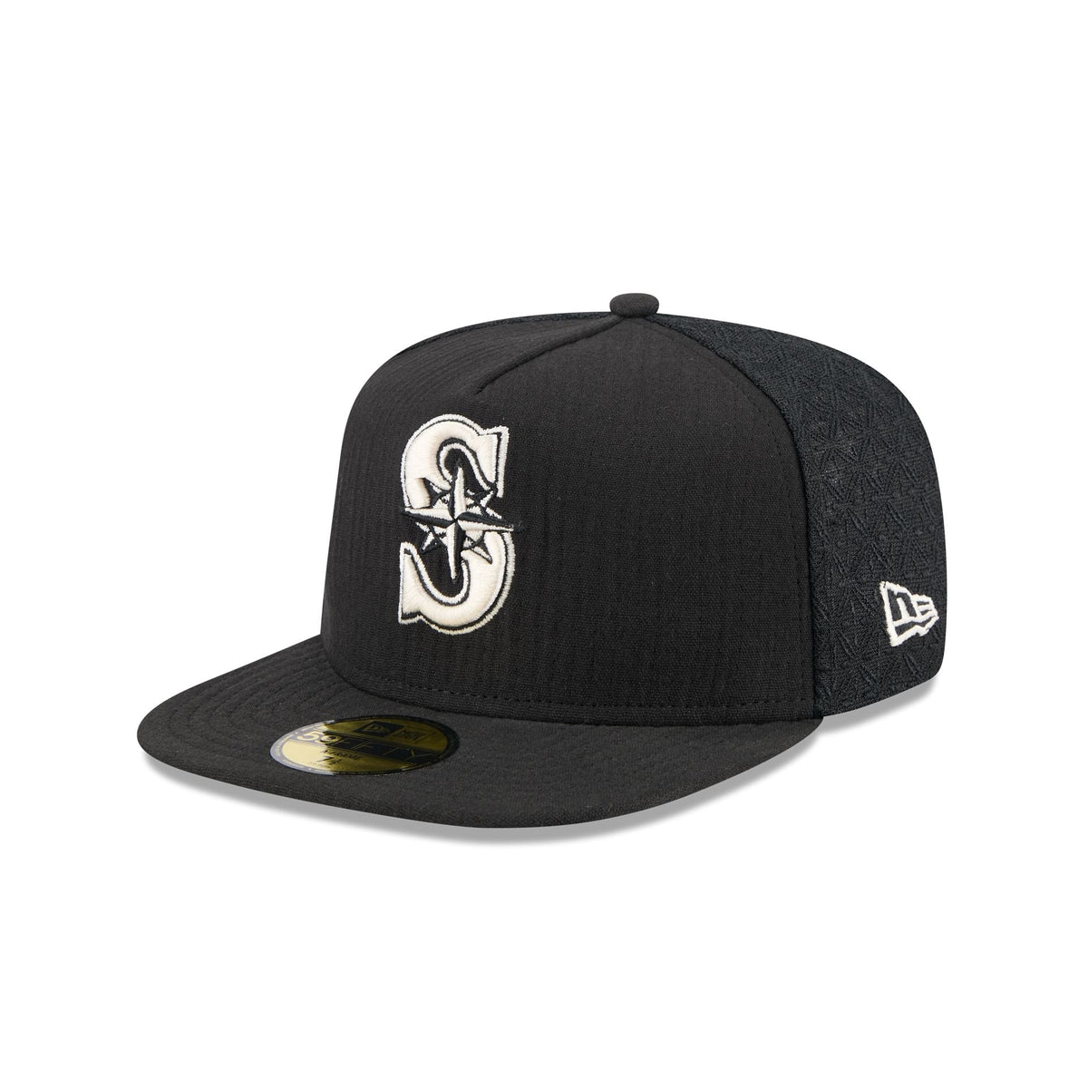 https://cdn.shopify.com/s/files/1/0601/2554/4675/files/60750783_59FIFTYAF_5950DAY5950AF2704_SEAMAR_BLK_3QL.jpg?v=1745502743
