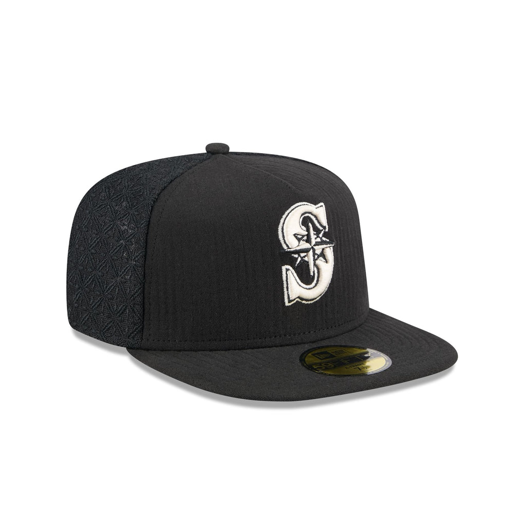 https://cdn.shopify.com/s/files/1/0601/2554/4675/files/60750783_59FIFTYAF_5950DAY5950AF2704_SEAMAR_BLK_3QR.jpg?v=1745502743