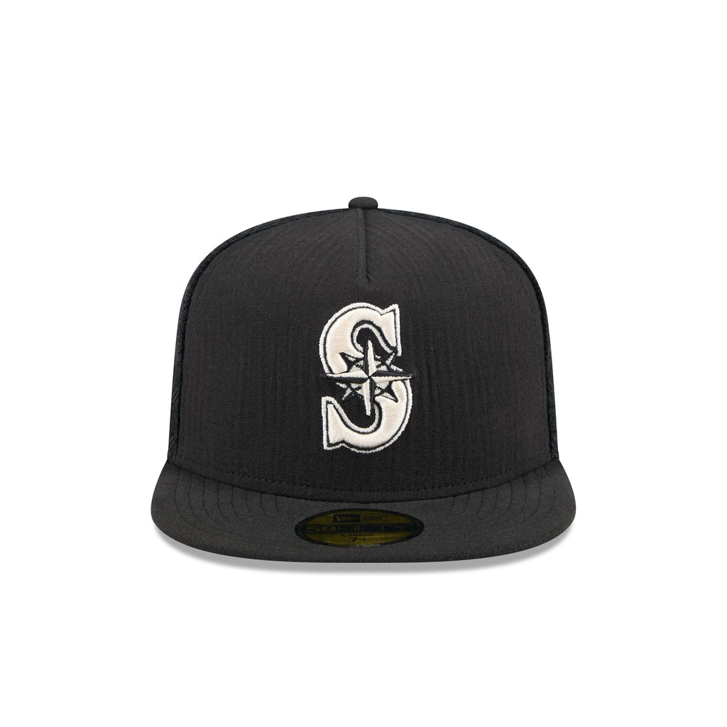 https://cdn.shopify.com/s/files/1/0601/2554/4675/files/60750783_59FIFTYAF_5950DAY5950AF2704_SEAMAR_BLK_F.jpg?v=1745502743