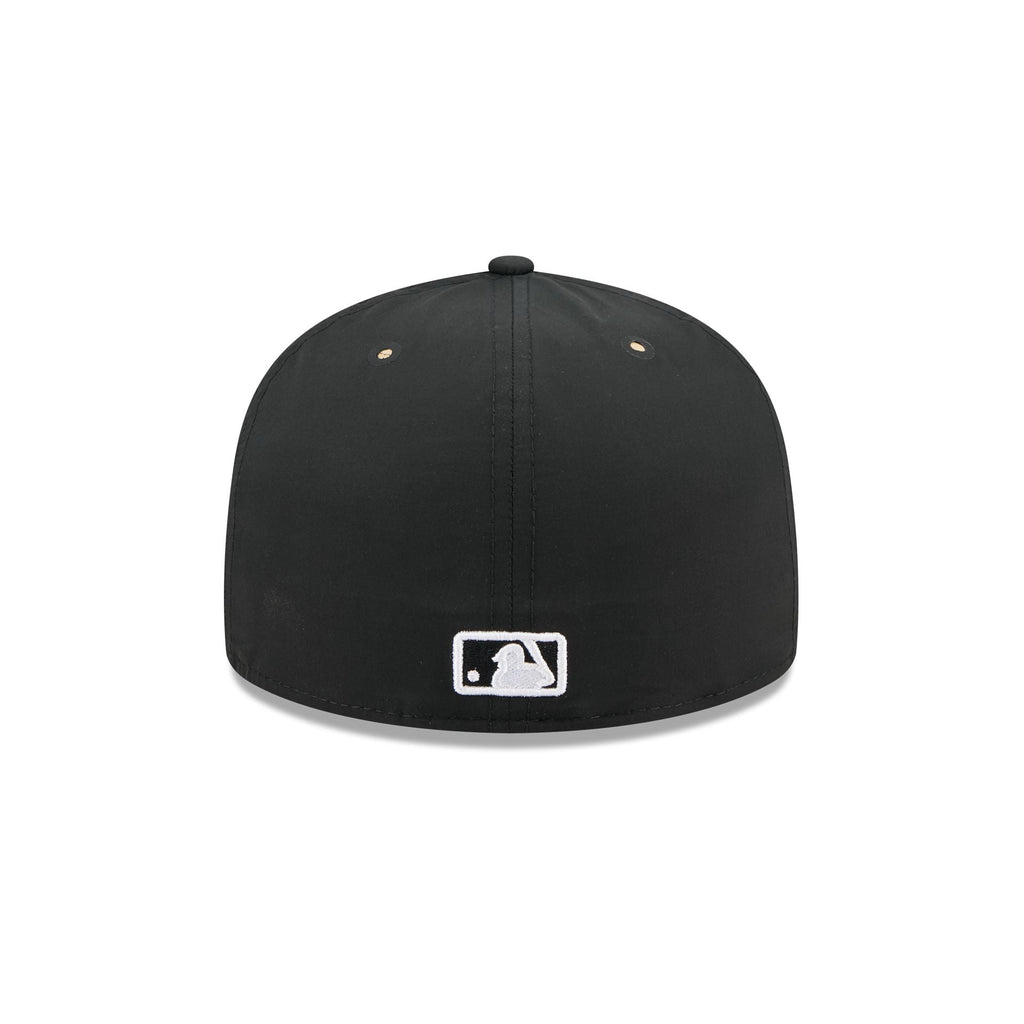 https://cdn.shopify.com/s/files/1/0601/2554/4675/files/60750788_59FIFTY_5950DAY5950SP270_SEAMAR_BLK_R.jpg?v=1745502743