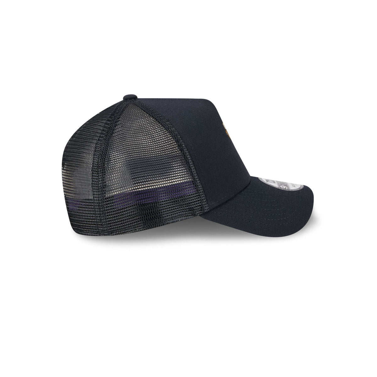 https://cdn.shopify.com/s/files/1/0601/2554/4675/files/60755712_9FORTYAF_BLC940AF27737_SEAMAR_OTC_RSIDE.jpg?v=1747166222