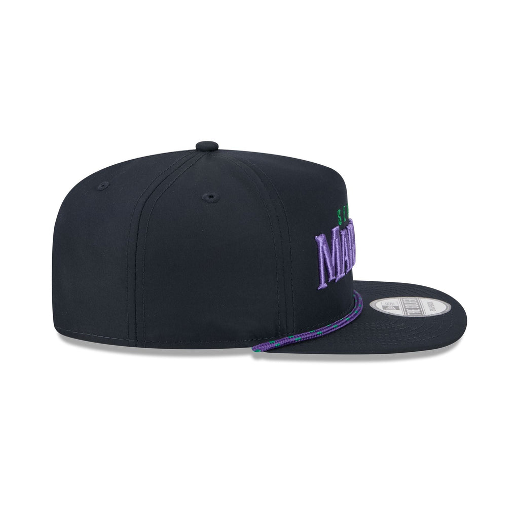 https://cdn.shopify.com/s/files/1/0601/2554/4675/files/60755746_GOLFER_BLC19TWENTY27738_SEAMAR_OTC_RSIDE.jpg?v=1747166222