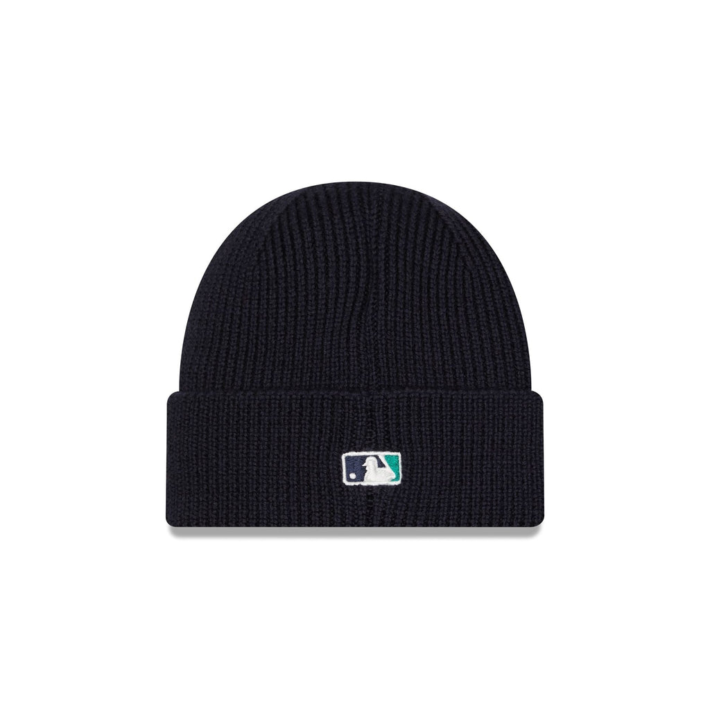 https://cdn.shopify.com/s/files/1/0601/2554/4675/files/60758390_KNITBEANIE_SKULLKNIT26999_SEAMAR_OTC_R.jpg?v=1760987495