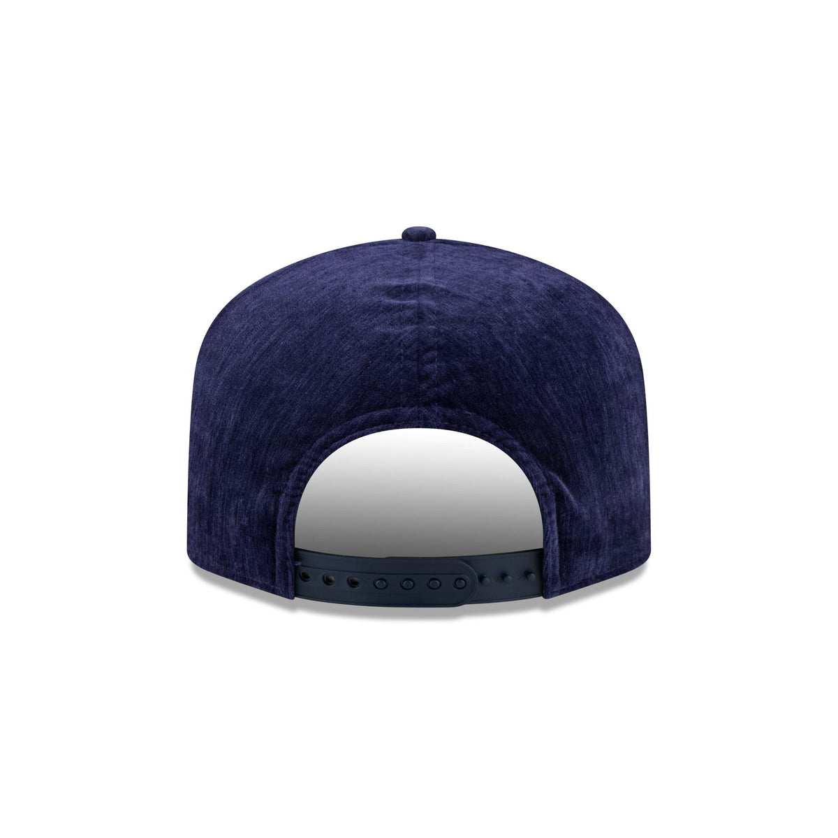 https://cdn.shopify.com/s/files/1/0601/2554/4675/files/60758399_19TWENTY_TEAMSCRIPT28021_SEAMAR_OTC_R.jpg?v=1760987021