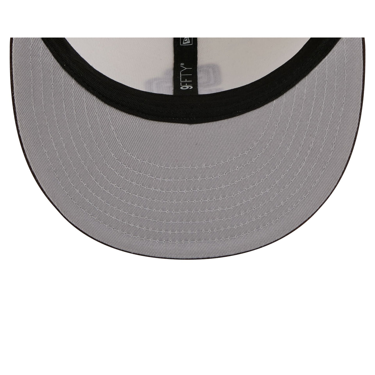 https://cdn.shopify.com/s/files/1/0601/2554/4675/files/60758447_9FIFTY_MASCOTPIN26993_SADPAD_CHW_UV.jpg?v=1760987022