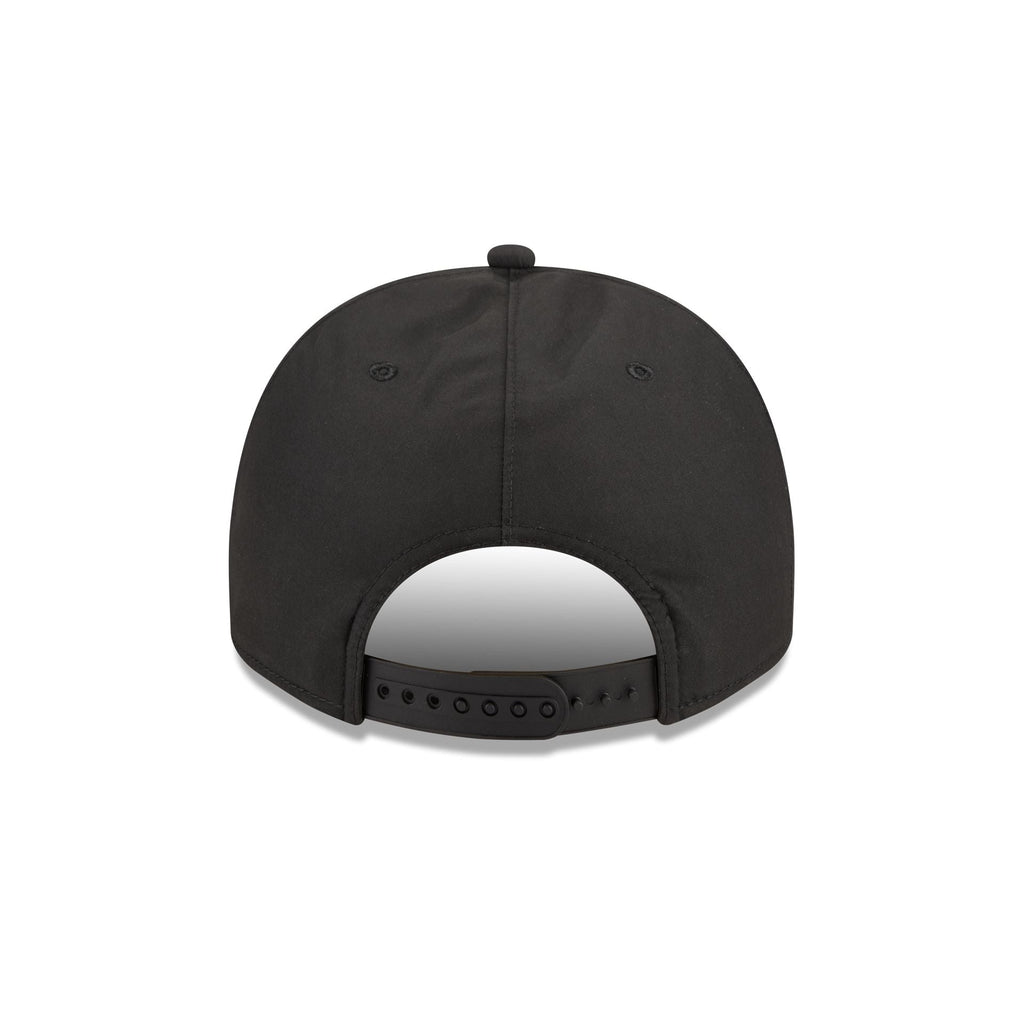 https://cdn.shopify.com/s/files/1/0601/2554/4675/files/60763700_9FIFTYAF_GORETEX950AFPC291_SADPAD_BLK_R.jpg?v=1765291723
