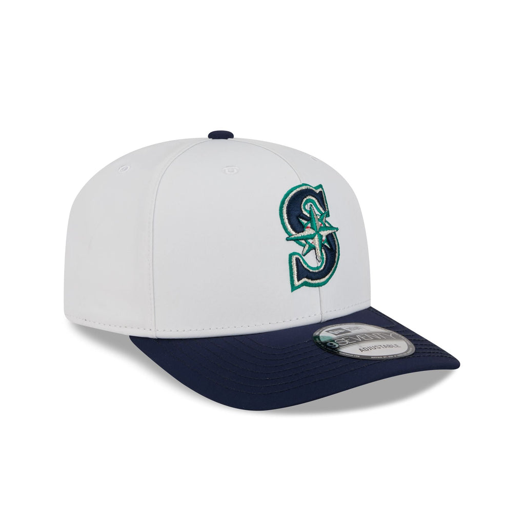 https://cdn.shopify.com/s/files/1/0601/2554/4675/files/60763733_9SEVENTY_GORETEX9SEVENTY28619_SEAMAR_OTC__203QR.jpg?v=1765291723