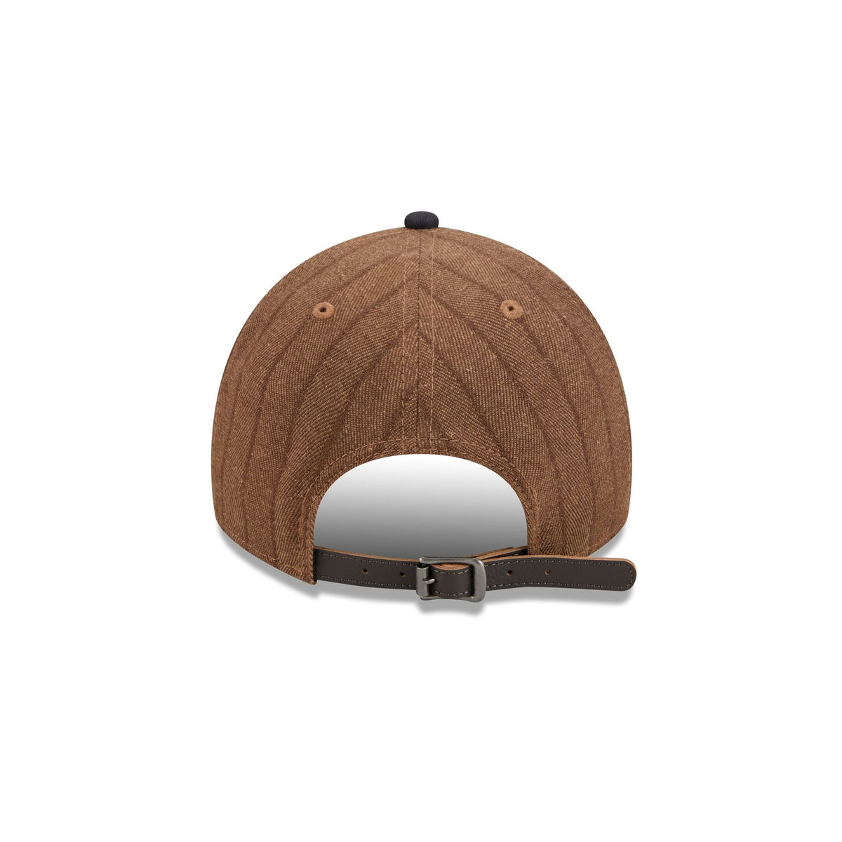 https://cdn.shopify.com/s/files/1/0601/2554/4675/files/60763767_9TWENTYAF_WOOLPINSTRIPE9TWENTYAF_SEAMAR_OTC_R.jpg?v=1756990442