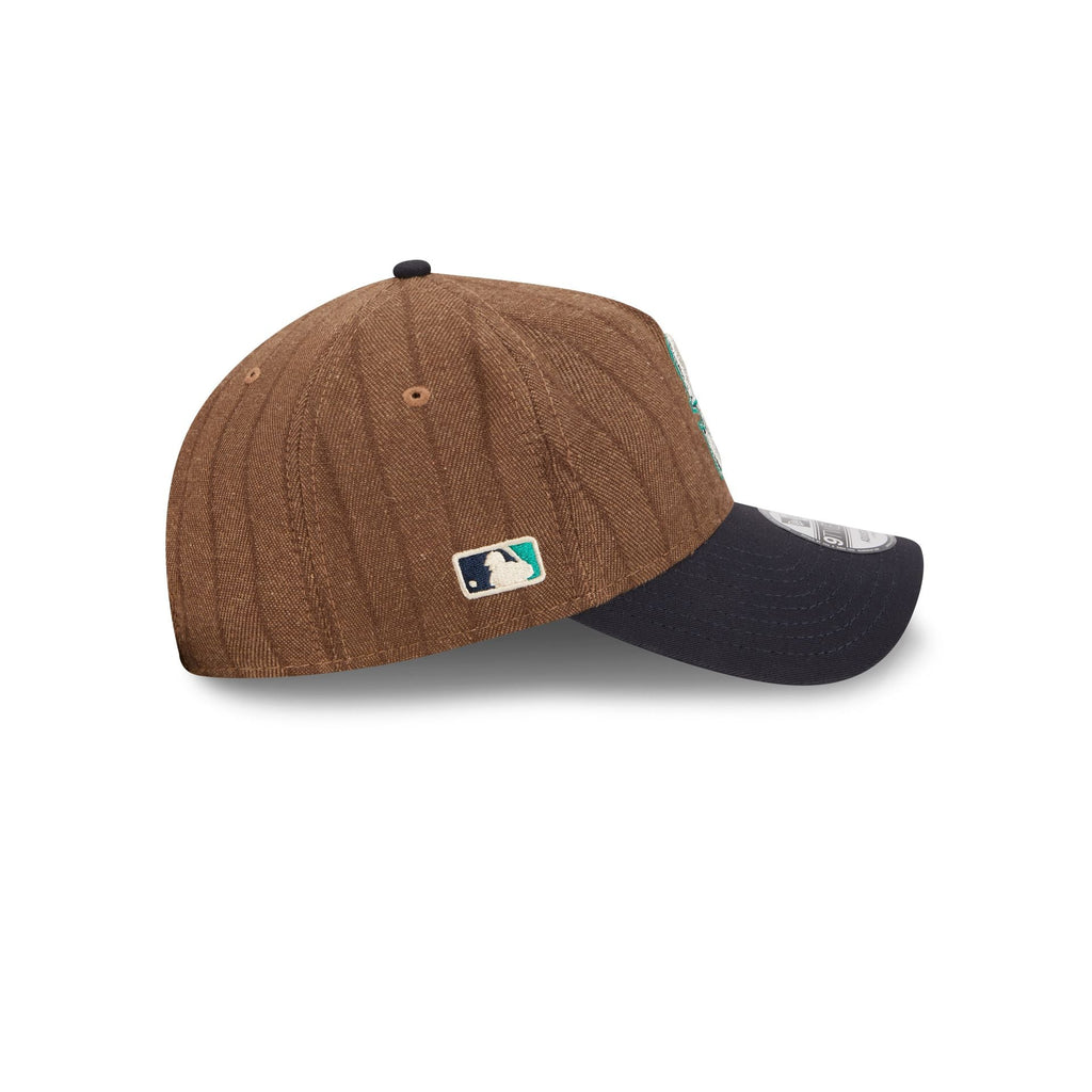 https://cdn.shopify.com/s/files/1/0601/2554/4675/files/60763767_9TWENTYAF_WOOLPINSTRIPE9TWENTYAF_SEAMAR_OTC_RSIDE.jpg?v=1756992599