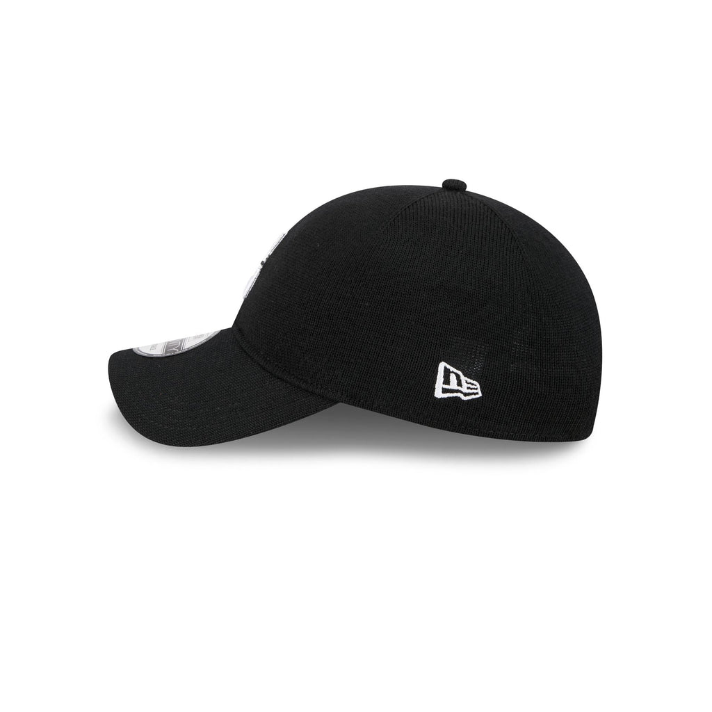 https://cdn.shopify.com/s/files/1/0601/2554/4675/files/60763856_9TWENTY_MERINOWOOL9TWENTY2857_SEAMAR_BLK_LSIDE.jpg?v=1756990438