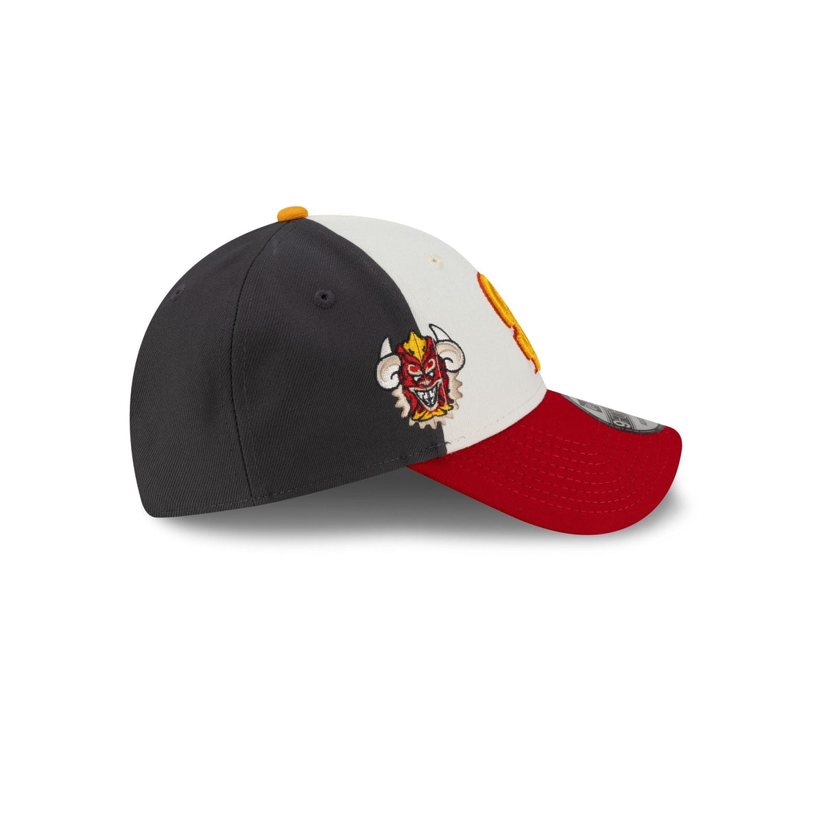 https://cdn.shopify.com/s/files/1/0601/2554/4675/files/60768805_9FORTY_CITY_ELEMENTS_25_SADPAD_CHW_RSIDE.jpg?v=1760624241