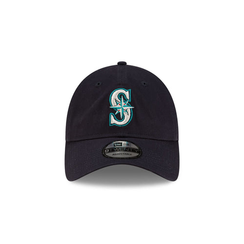 https://cdn.shopify.com/s/files/1/0601/2554/4675/files/60769559_9TWENTY_MLB25XHIDDENPIGEONS_COLLAB25_SEAMAR_NAV_F.jpg?v=1752090953